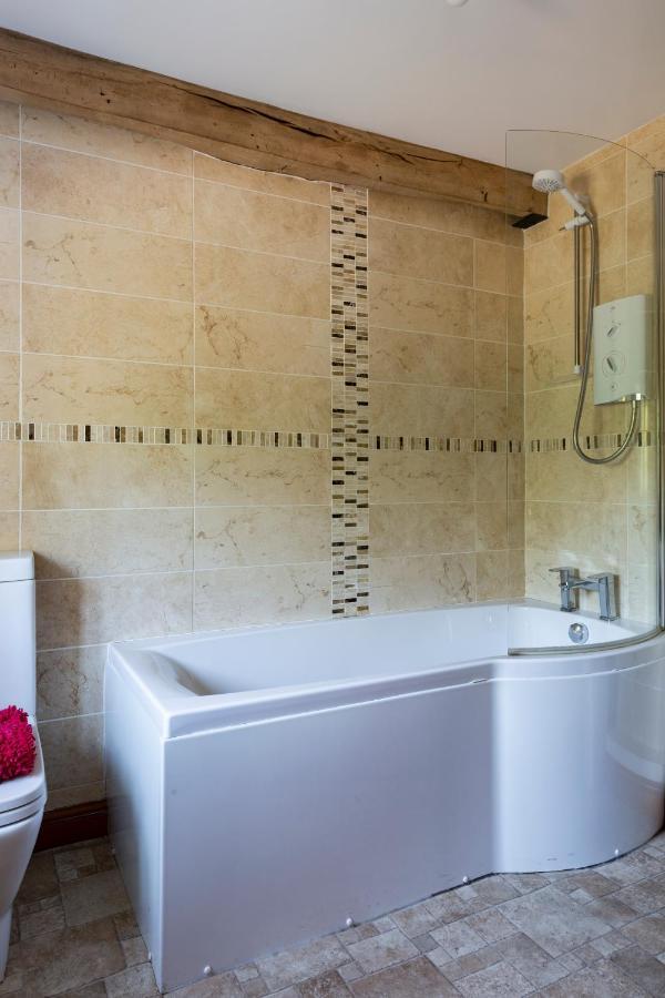 Herefordshire Holiday Cottages Lea Экстерьер фото