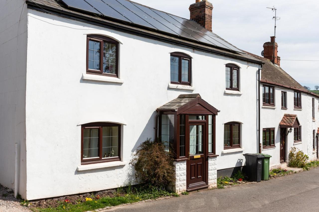 Herefordshire Holiday Cottages Lea Экстерьер фото