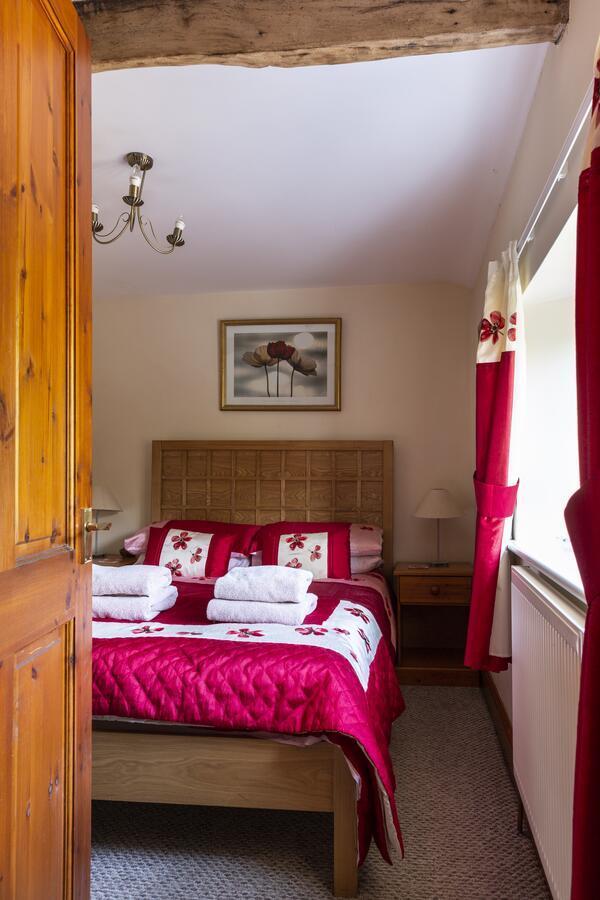 Herefordshire Holiday Cottages Lea Экстерьер фото